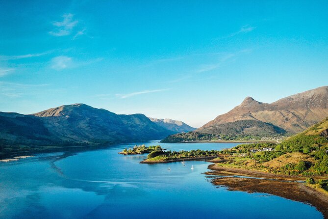 Glasgow: Glencoe & Oban Privately Guided Day Tour in Luxury MPV - Inveraray on Loch Fyne: a planned town with time to wander
