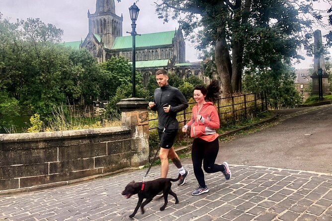 Guided Running Tour of Glasgow - The running rhythm: pace, group size, and how the guide manages questions