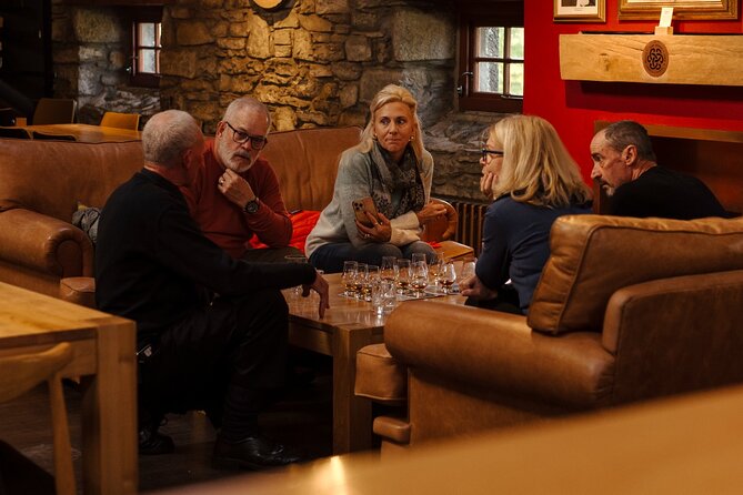 Guided Tour in Aberfeldy Distillery with Connoisseur Experience - Who should book this Aberfeldy distillery tour