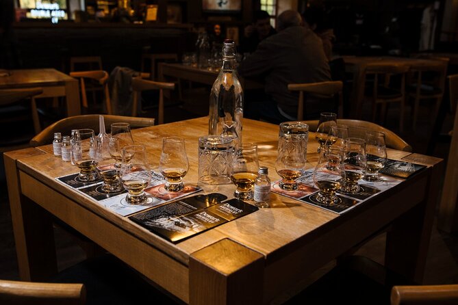 Guided Tour in Aberfeldy Distillery with Connoisseur Experience - Distillery and warehouse walkthrough: where the magic becomes understandable