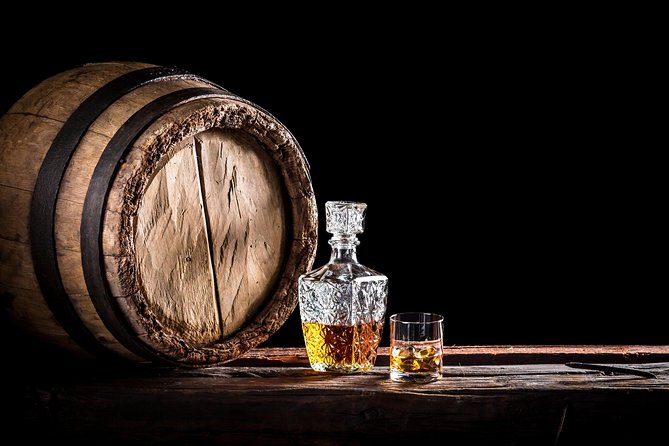 Highland Lochs, Glens & Whisky Day Tour Including Admission - Comfort, timing, and practical tips that matter on a 10-hour day