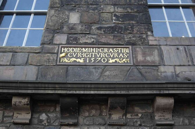 Highlights from the Royal Mile: A Self-Guided Audio Tour - Royal Mile route basics, and why self-guided fits here
