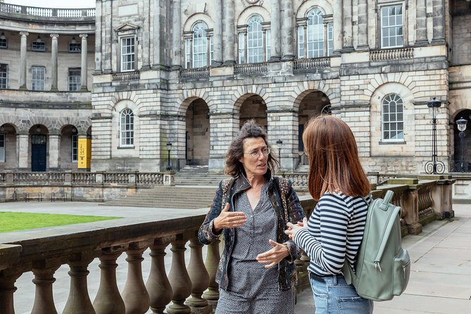 Highlights & Hidden Gems With Locals: Best of Edinburgh Private Tour - Why a private guide matters in Edinburgh’s Old Town