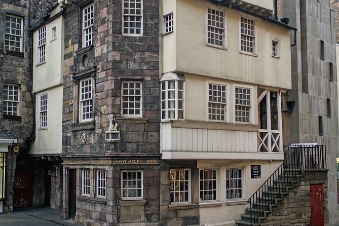 Historic Edinburgh and Rosslyn Chapel Full-Day Private Tour in a Premium Minivan - Rosslyn Chapel in 45 minutes: art, legends, and fast-entry options