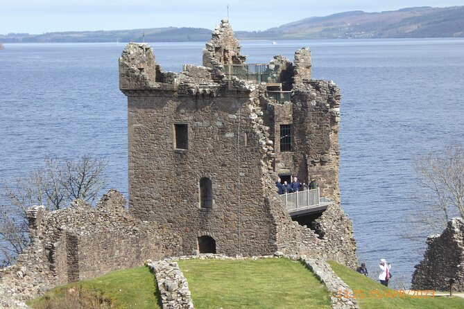 Invergordon Cruise Tour Loch Ness and Culloden - The Singleton distillery stop for a real whisky moment