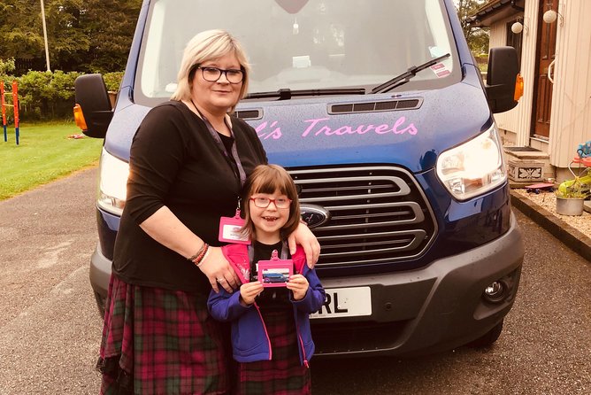 INVERGORDON PORT Tour Dunrobin, Dornoch & Distillery - Dunrobin Castle Gardens and Falconry Show