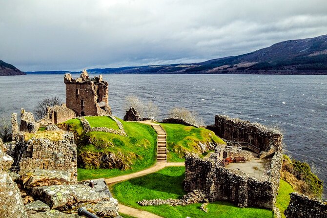 Inverness Highlands Bucket List Tour - Great Glen Distillery: free gin with Loch Ness water, plus ice cream if you want it