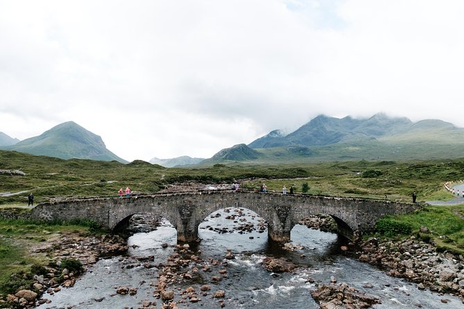 Isle of Skye and Eilean Donan Castle Day Tour from Inverness - Comfort on a Long Highland Day: Seats, Breaks, and Motion Sickness