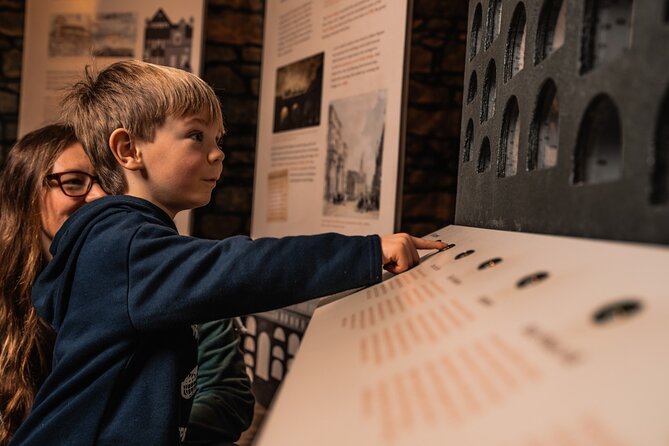 Kids Multi-Sensory Underground Vaults Tour in Edinburgh - A Family Ghost Tour That Ends Up Under Blair Street