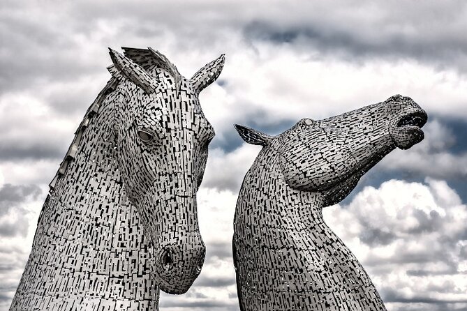 Loch Lomond National Park, Stirling Castle and the Kelpies Tour - Stop 1: The Kelpies and The Helix, 100 feet made for photos