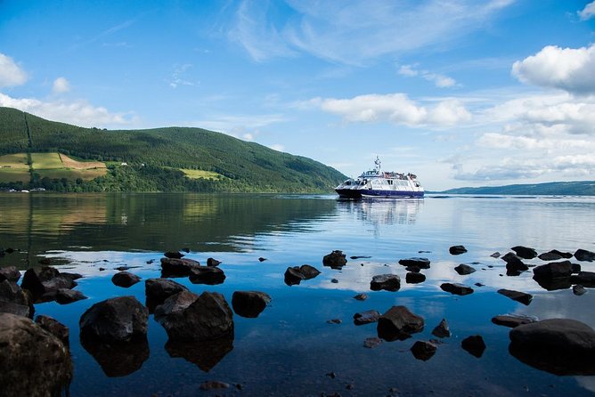 Loch Ness 1-Hour Cruise with Urquhart Castle Views - Who this cruise fits best (and who should think twice)