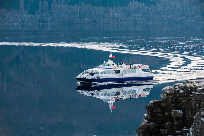 Loch Ness and Caledonian Canal 2-Hour Cruise from Dochgarroch - Urquhart Castle by water: the part most people remember