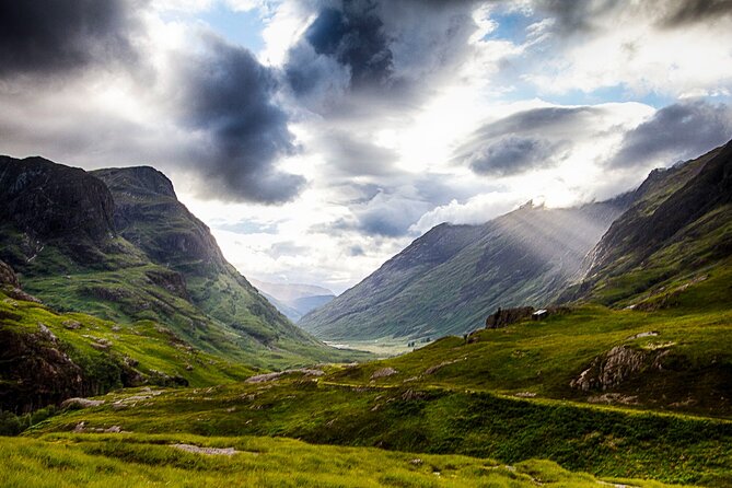 Loch Ness, Glencoe and The Highlands Private Tour - Loch Ness region: 1 hour 25 minutes to chase views, not just Ness photos