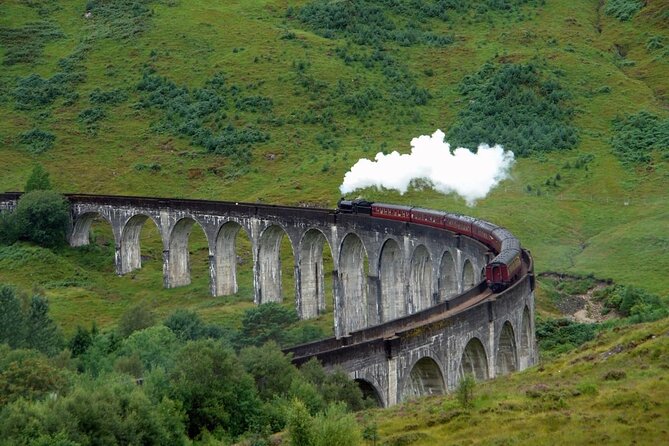 Loch Ness , Heilan Coos ,Great Glen , Fort William and Glencoe - Key highlights at a glance