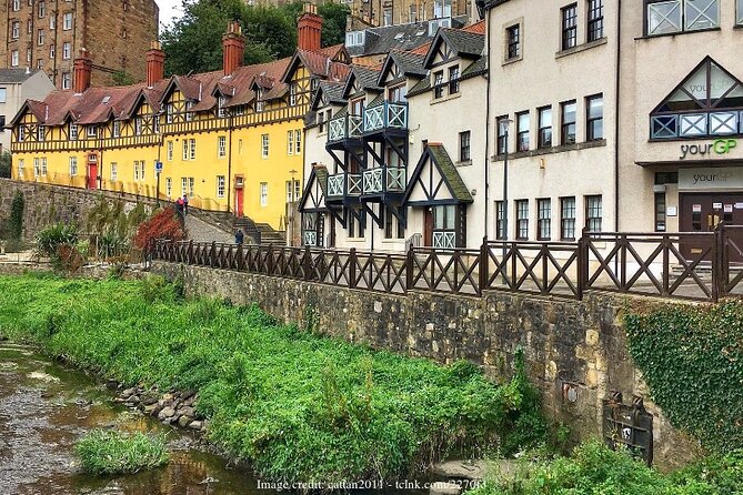 Off The Beaten Path Edinburgh: Dean Village Private Walking Tour - Stop 2: Modern Two at the Scottish National Gallery of Modern Art