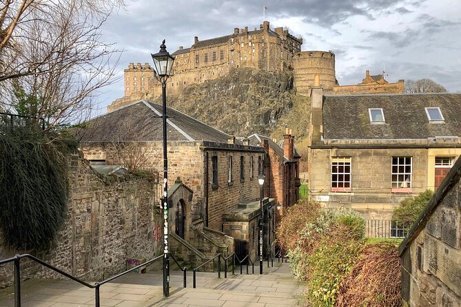 Old Edinburgh Private Walking Tour - Meeting at John Knox House, and why this start matters