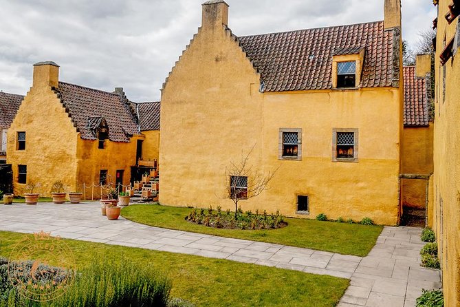 Outlander locations experience, Private Tour in a premium Minivan - Private Minivan Comfort: AC, Wi-Fi, and the Calm Advantage