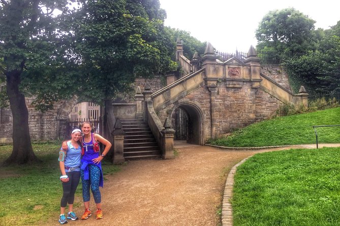 Panoramic Running Tour of Edinburgh - Calton Hill and the Royal Observatory: monuments with a runner’s timing