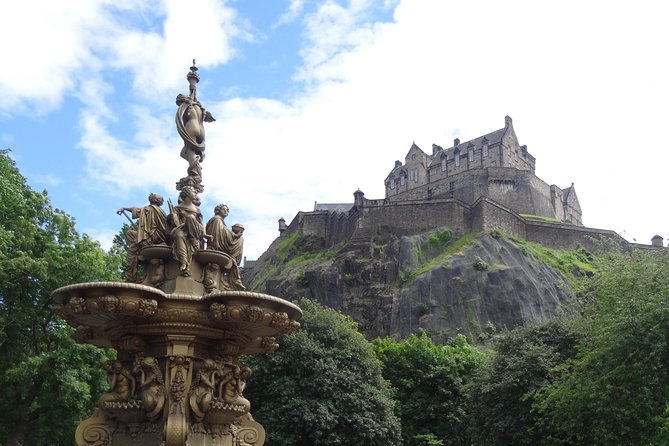Private 4 Hour Tour of Edinburgh in a Spacious 6-seater Mercedes - A 6-seat Mercedes Van Is the Smart Way to Beat Edinburgh Timing
