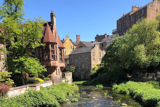 Private 4 Hour Tour of Edinburgh in a Spacious 6-seater Mercedes - Pickup in Old Town or New Town, plus Where Extras Might Apply