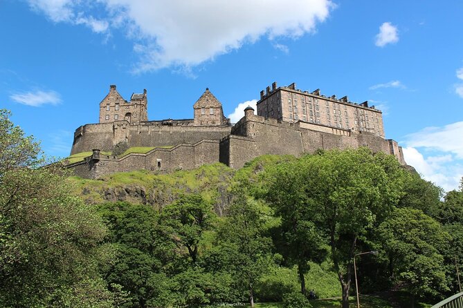 Private 4h Walking Tour in Edinburgh with Edinburgh Castle Tour - First, you get a smart half-day plan, not a rushed checklist