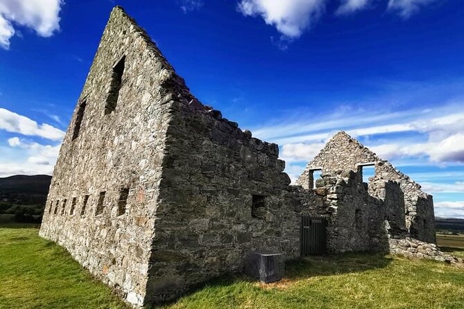 Private Cairngorm National Park tour - Castle Roy Trust Fortress Visit and Its Animal Moment