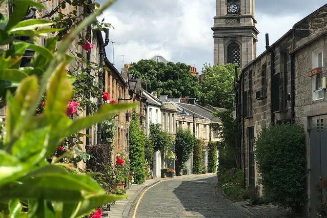 Private Edinburgh City 4-Hour Guided Tour in a black cab LEVC TX - Old Town itself: UNESCO status you can actually picture