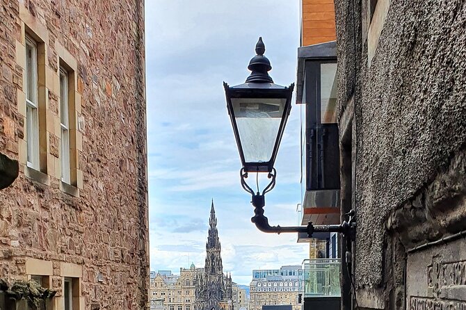 Private Edinburgh driving tour - Rosslyn Chapel on the edge of Edinburgh, plus Sunday timing