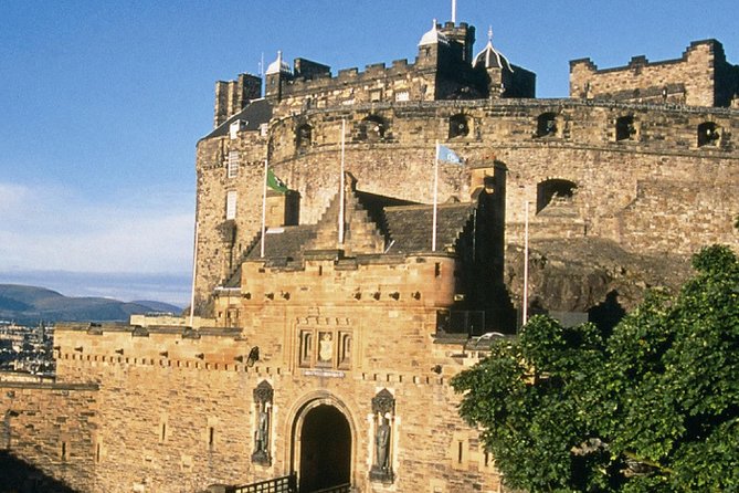Private Edinburgh Tour for Families with a Local, 100% Personalized - Camera Obscura and World of Illusions, Learning Without the Lecture Tone