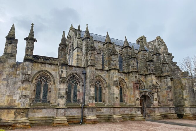 Private Executive Edinburgh Airport transfers to Edinburgh City - Who this transfer is best for in Edinburgh