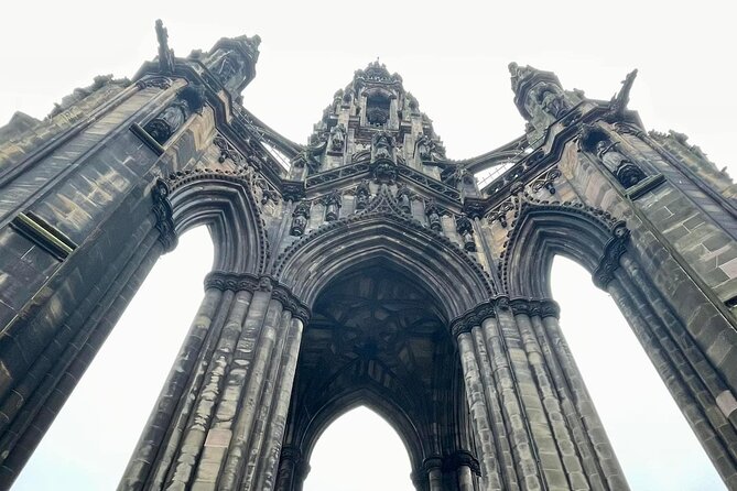 Private Executive Edinburgh Airport transfers to Edinburgh City - The drive into Edinburgh: what the 30 to 45 minute trip really means