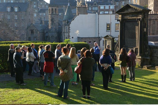 Private Greyfriars Kirkyard history tour - The One Big Catch: No Kirk Tour Included