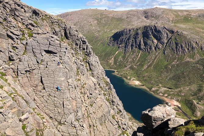 Private Guided Rock Climbing Experience in the Cairngorms - The coaching style matters, and the guides are a big reason to book