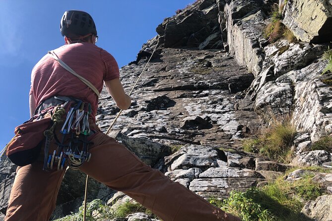 Private Guided Rock Climbing Experience in the Cairngorms - What you do during the day: climbs, abseils, and multiple attempts