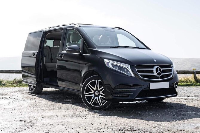 Private luxury transfer from Edinburgh Airport to Edinburgh - Finding the Driver at Edinburgh Airport, Arrivals 2 and Domestic