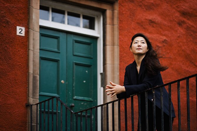 Private Photoshoot in Edinburgh with a Professional Photographer - A Private 1-Hour Edinburgh Photoshoot That Actually Feels Personal