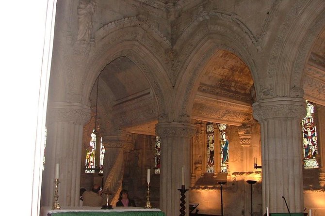 Private Shore Excursion: Edinburgh City and Rosslyn Chapel - Driving Edinburgh’s volcano history in the Holyrood Park area