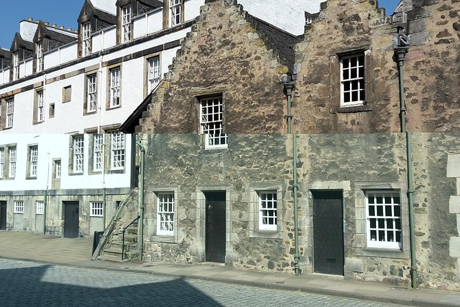 Private Shore Excursion: Edinburgh City and Rosslyn Chapel - Edinburgh Castle and Holyrood Palace: what is included, what is optional