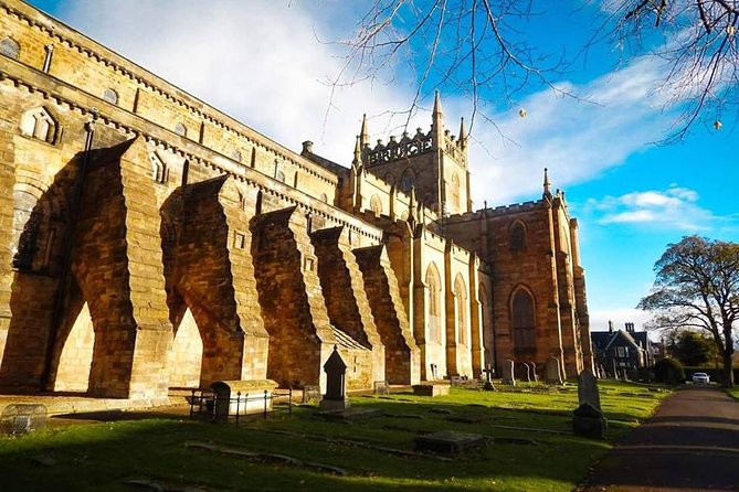 Private St Andrews, Dunfermline and Fife Day Tour from Edinburgh - Old Course, Cathedral, and Castle Ruins: St Andrews at a Human Pace