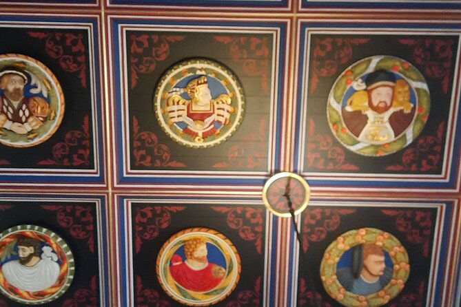 Private Stirling Day Guided Tour in the Premier Classic LEVC TXE - Stop 3 Doune Castle, Thirteenth-Century Origins and Independence-Era Damage