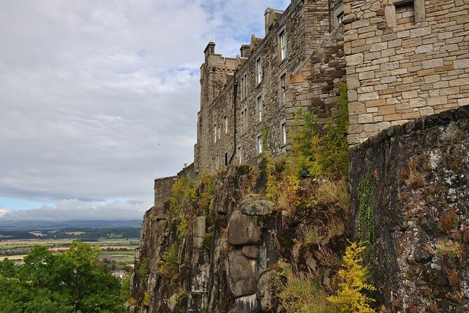 Private Tour Loch Lomond Stirling and the Kelpies from Glasgow - Stirling, the Gateway to the Highlands: Shops, Streets, and Optional Royal Stops