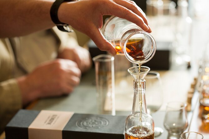 Private Tour of Glasgow Distilleries and a Loch Lomond Cruise - Pickup, comfort, and what is included in the van