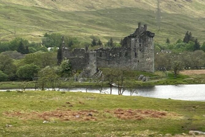 Private Tour of the Highlands, Glencoe and Castles from Stirling - Kilmahog and the 15-minute Highland Coos hand feeding moment