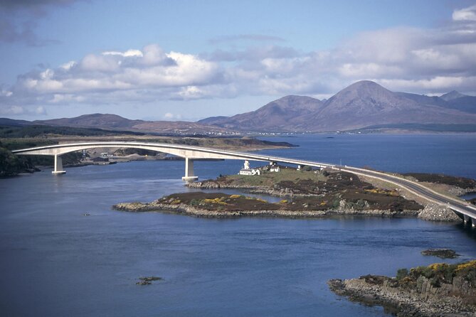 Private Tour to Skye, Fairy Pools, Portree and The Fairy Glen - The real value: private driving, snacks, and a guide who keeps the day on track