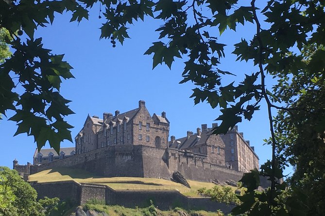 Private Walk: Edinburgh Old Town and New Town - Why this Old Town to New Town route feels smarter than doing it alone