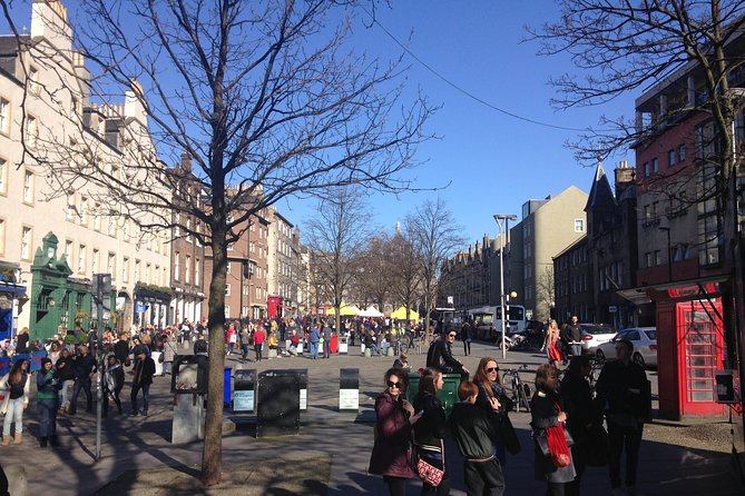 Private Walk: Edinburgh Old Town and New Town - St Giles Cathedral and the Royal Mile: seeing power on the Upper streets
