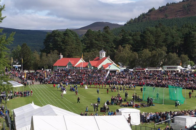 Round-Trip Transportation to the Braemar Highland Games from Edinburgh - Tickets, Food, and the Things You Must Handle Yourself