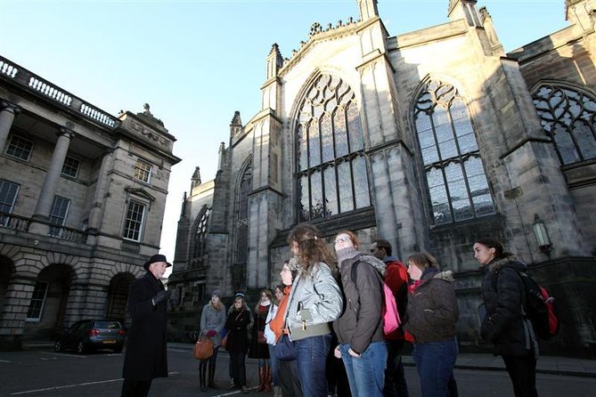 Royal Mile and Edinburgh Castle - Small Group Walking Tour - Why this Royal Mile-to-Castle route feels efficient
