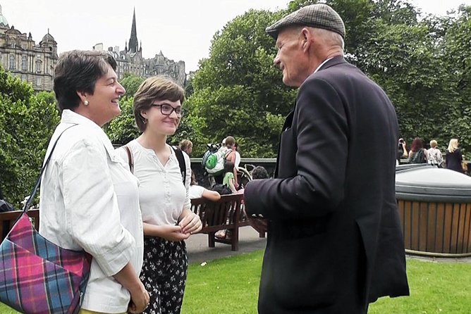 Royal Mile and Old Town Walking Tour - Guides make the difference, and the small-group format protects your time
