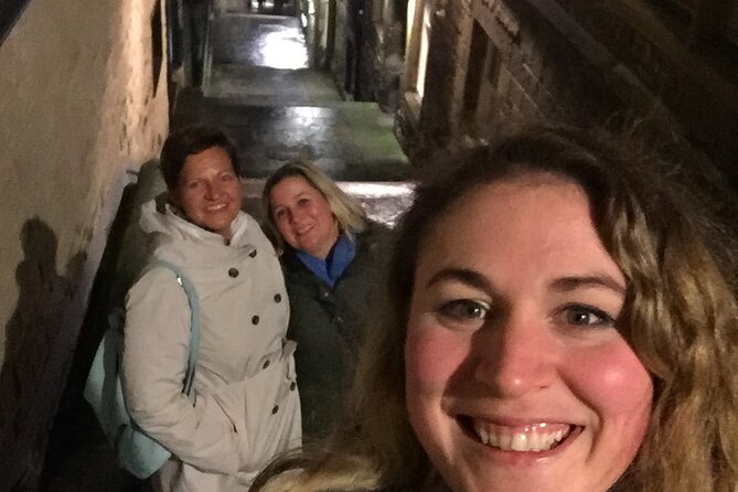 Scotch Tour Edinburgh with a Local Expert: Private & 100% Personalized - Old Town walking: whisky history in the street rhythm